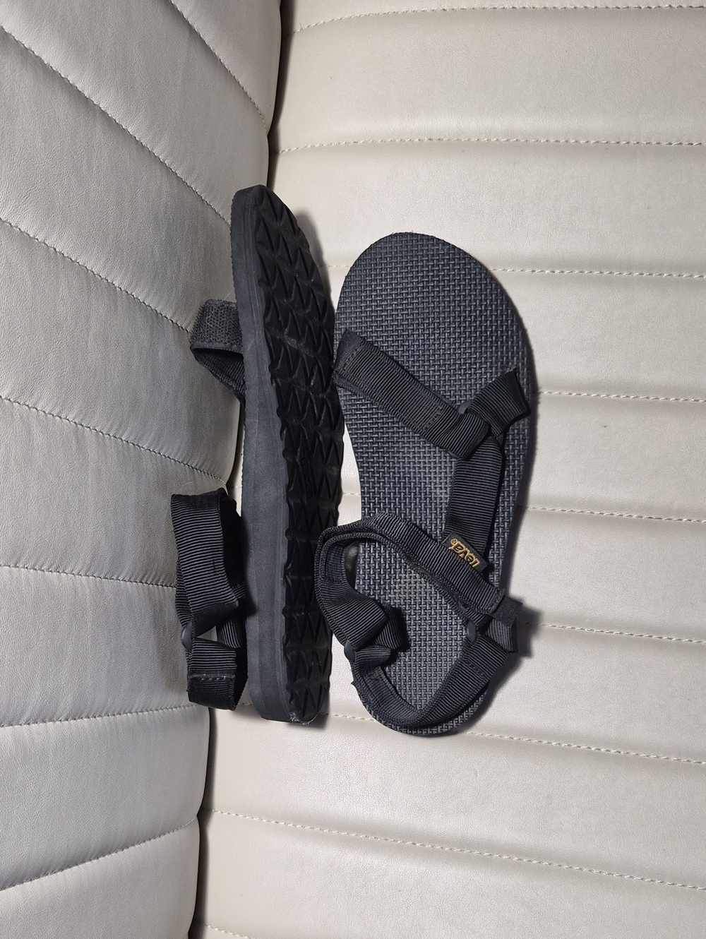 Teva Black Adjustable Sport Sandals 8 Womens - Picture 2 of 7
